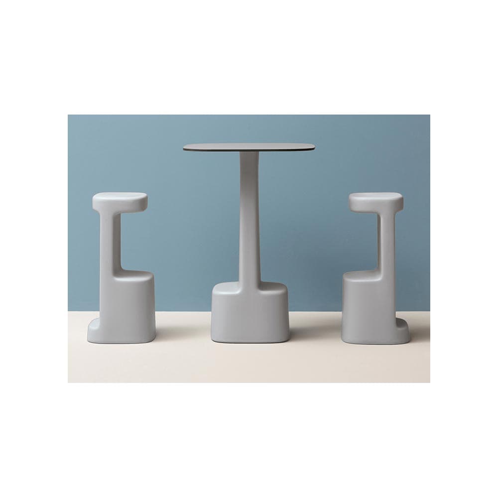 Serif 860 Bar Stool by Pedrali