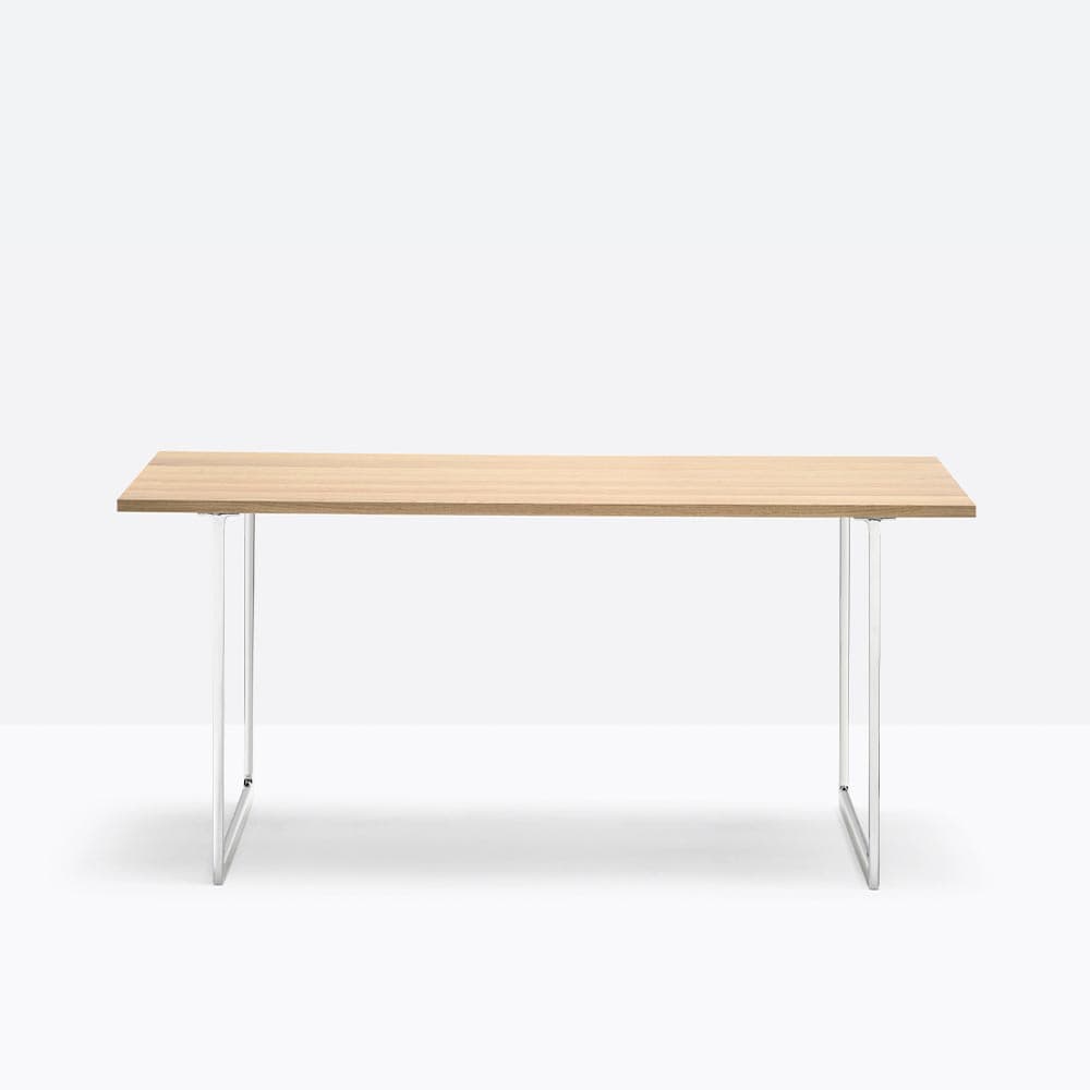 Toa 240X90 Office Desk by Pedrali