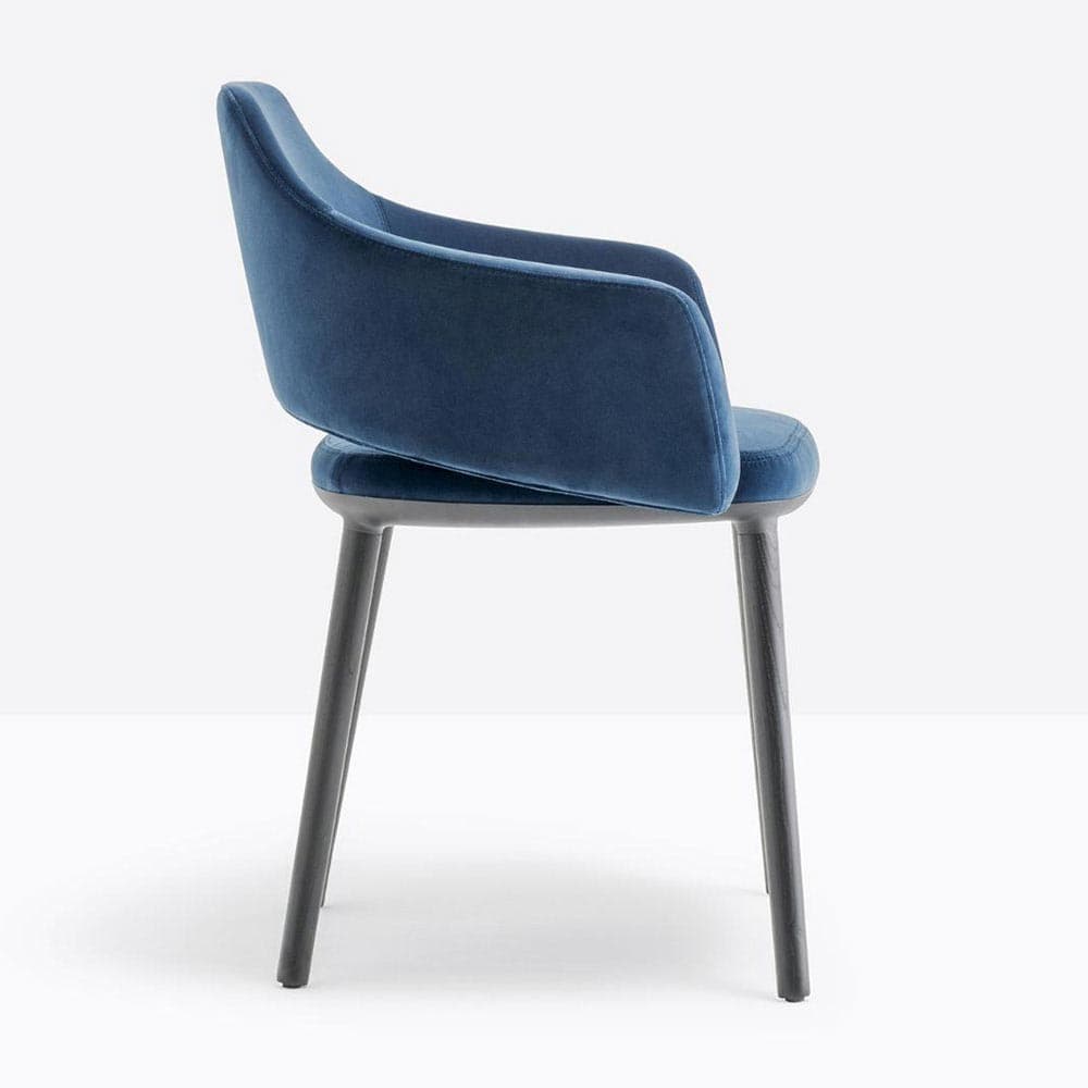 Vic 645 Armchair by Pedrali