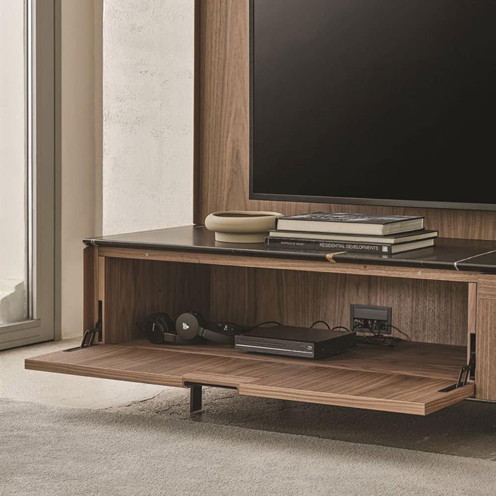 Matics 214 TV Wall Unit by porada