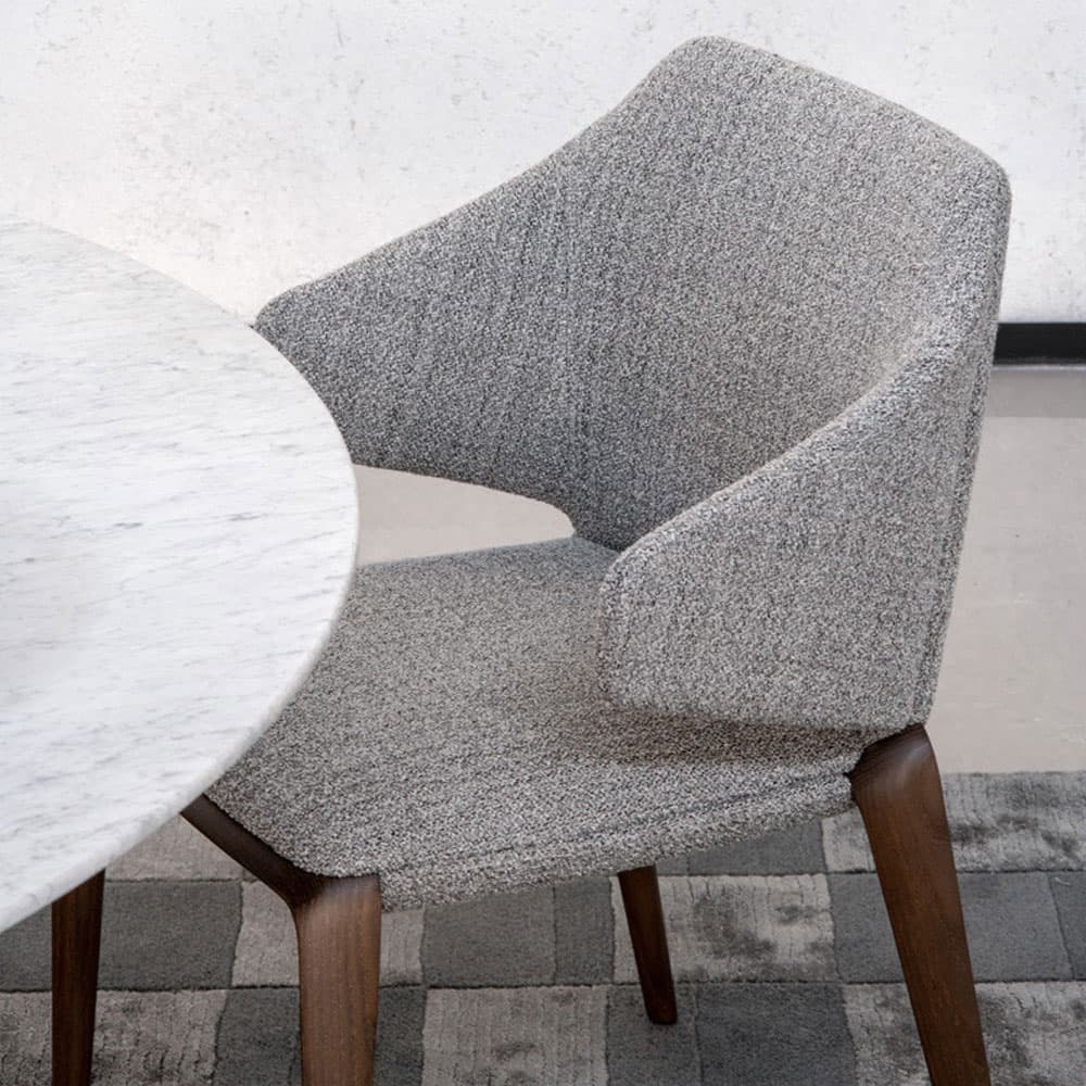 Hiru Armchair By FCI London