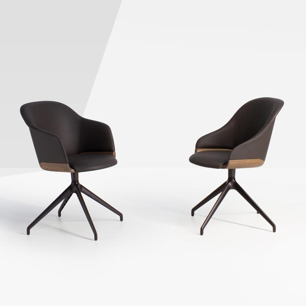 Lyz 918-Pg Armchair by Potocco