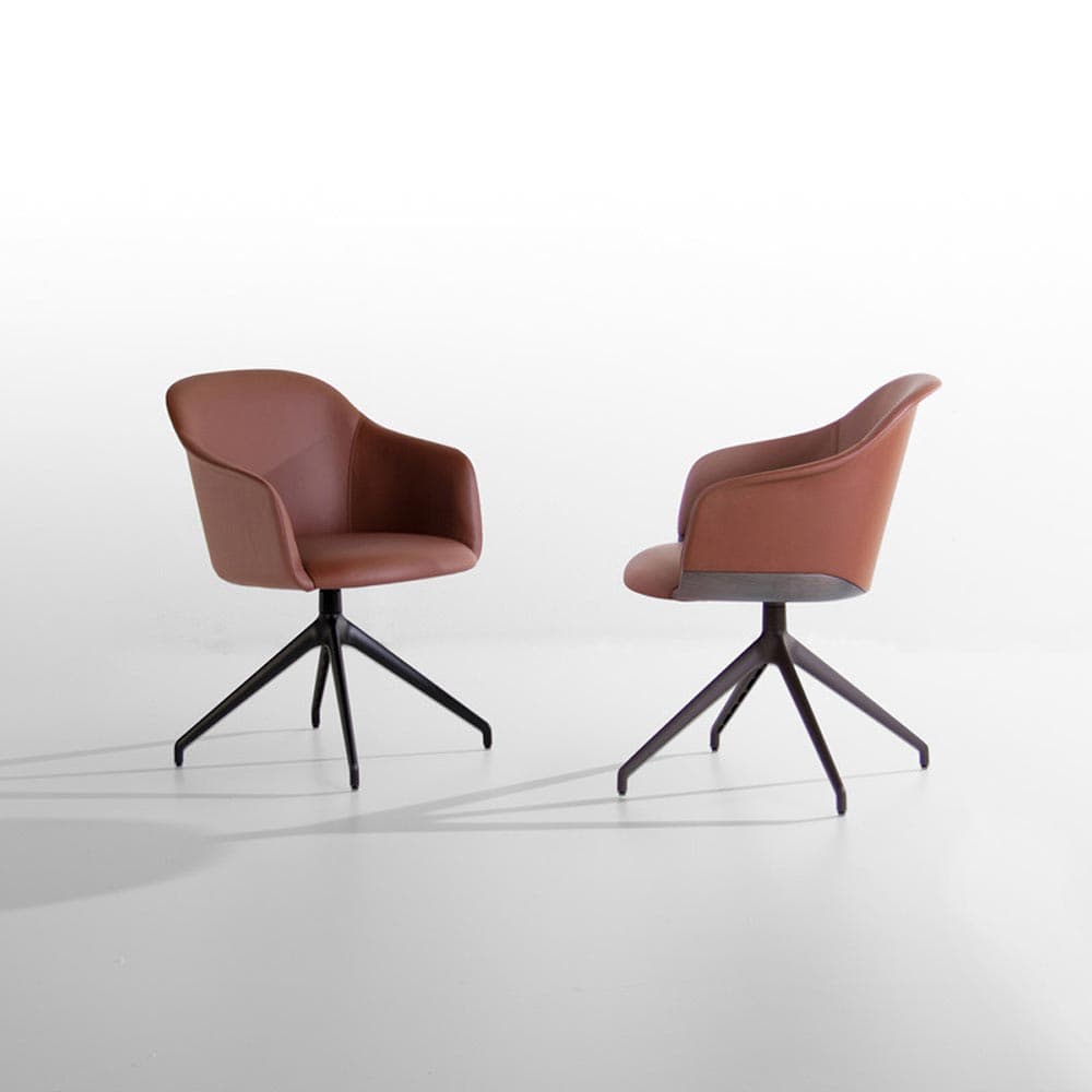 Lyz 918-Pg Armchair by Potocco