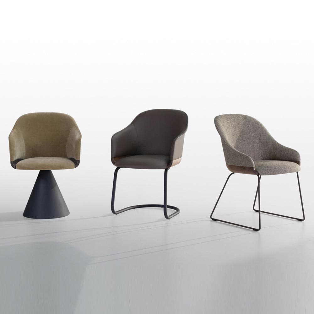 Lyz 918-Pu Armchair by Potocco