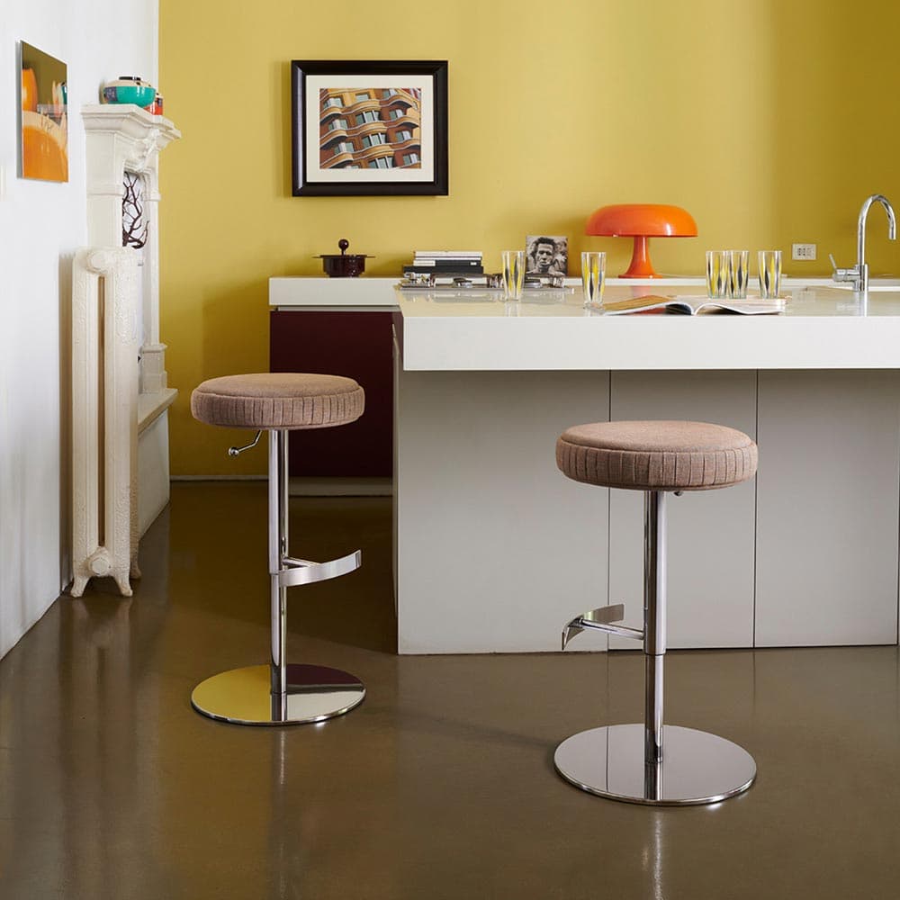 Plisse Bar Stool by Potocco