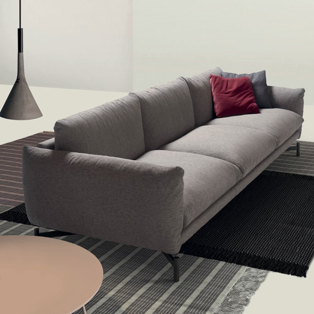 Kom Sofa by Quick Ship