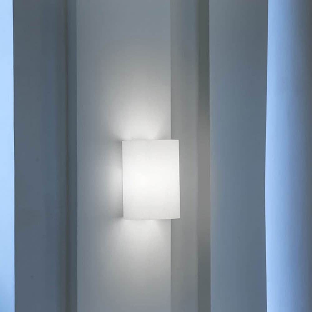 Mood W3 Wall Lamp, Quick Ship