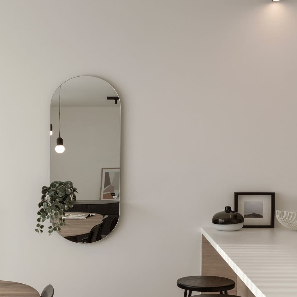 Loop Mirror By FCI London