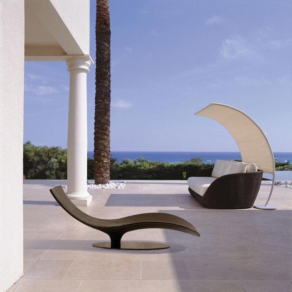 Caribe Sun Lounger by Roberti Rattan