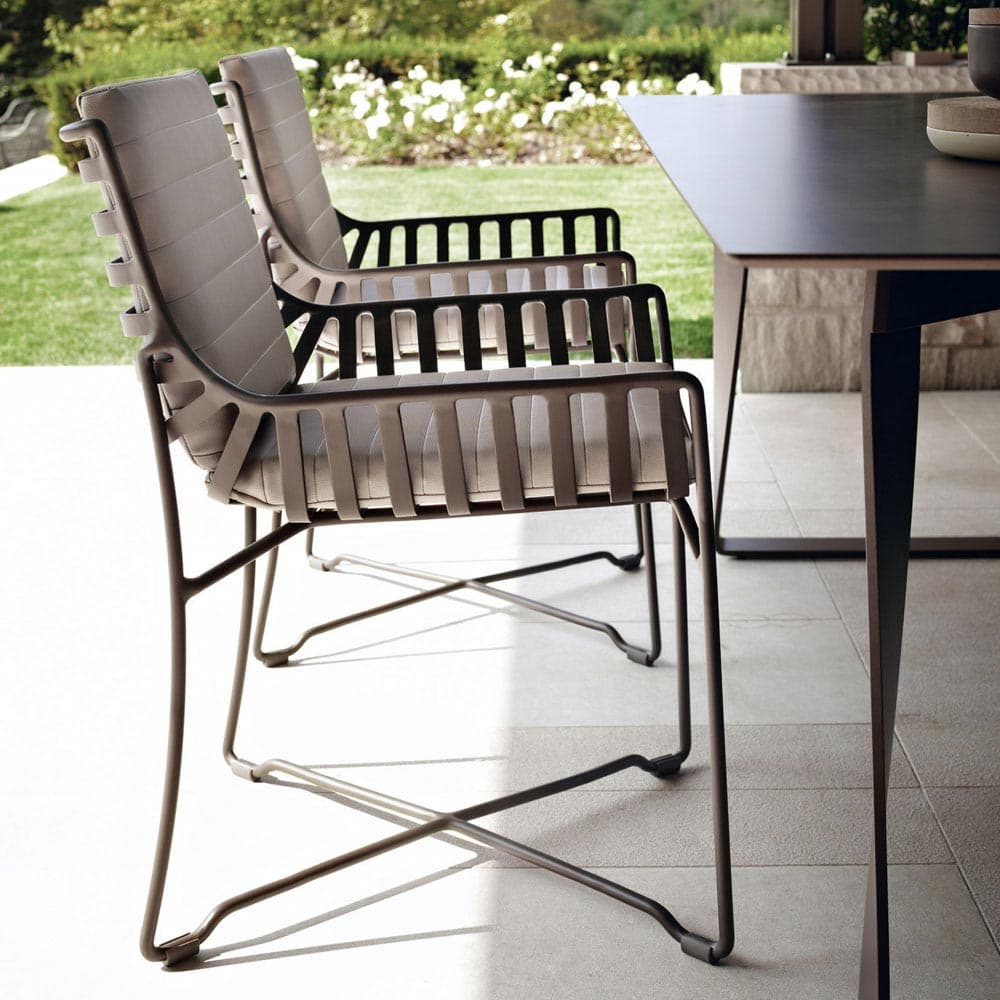 Hamptons Graphics 9751 Outdoor Armchair by Roberti Rattan