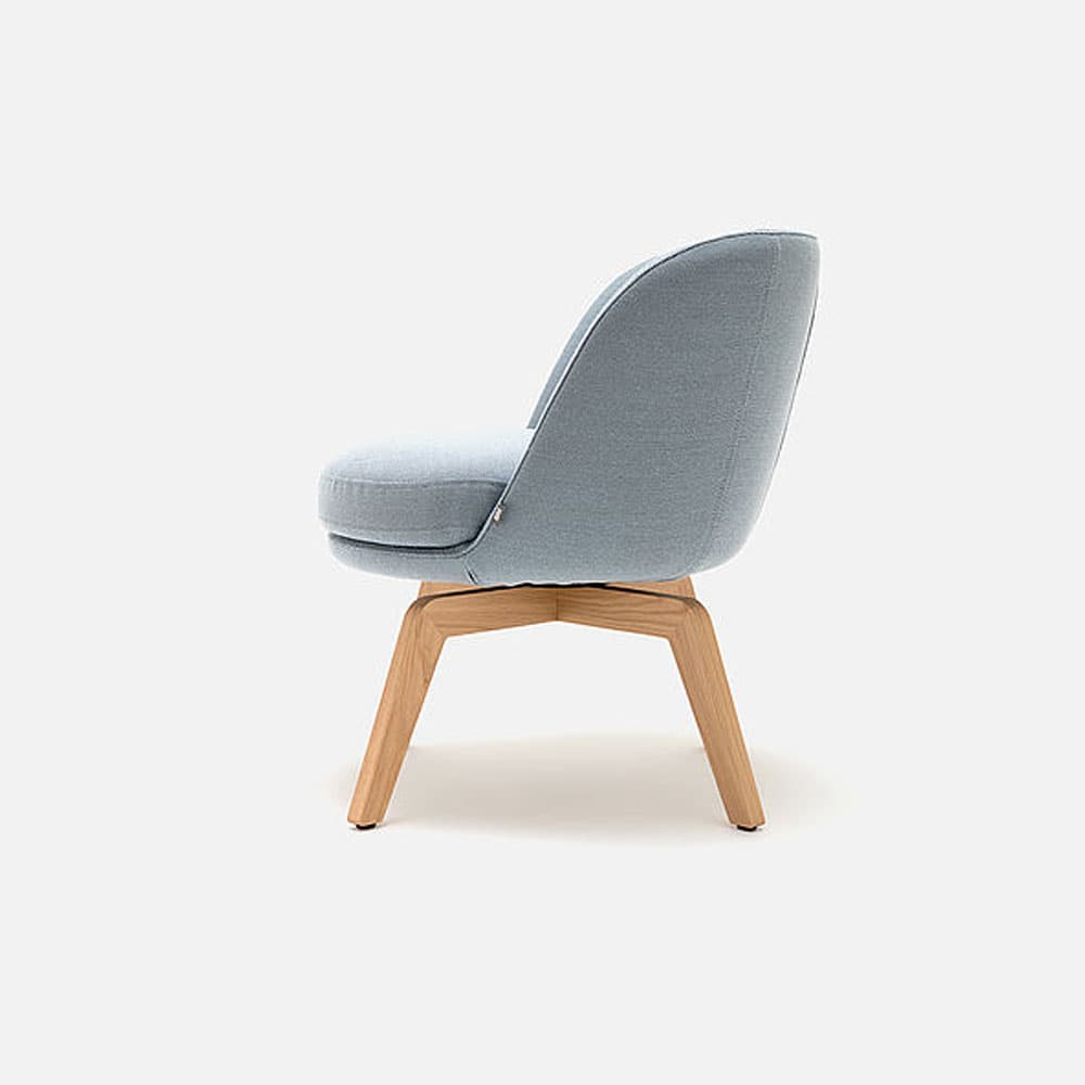 562 Armchair By FCI London