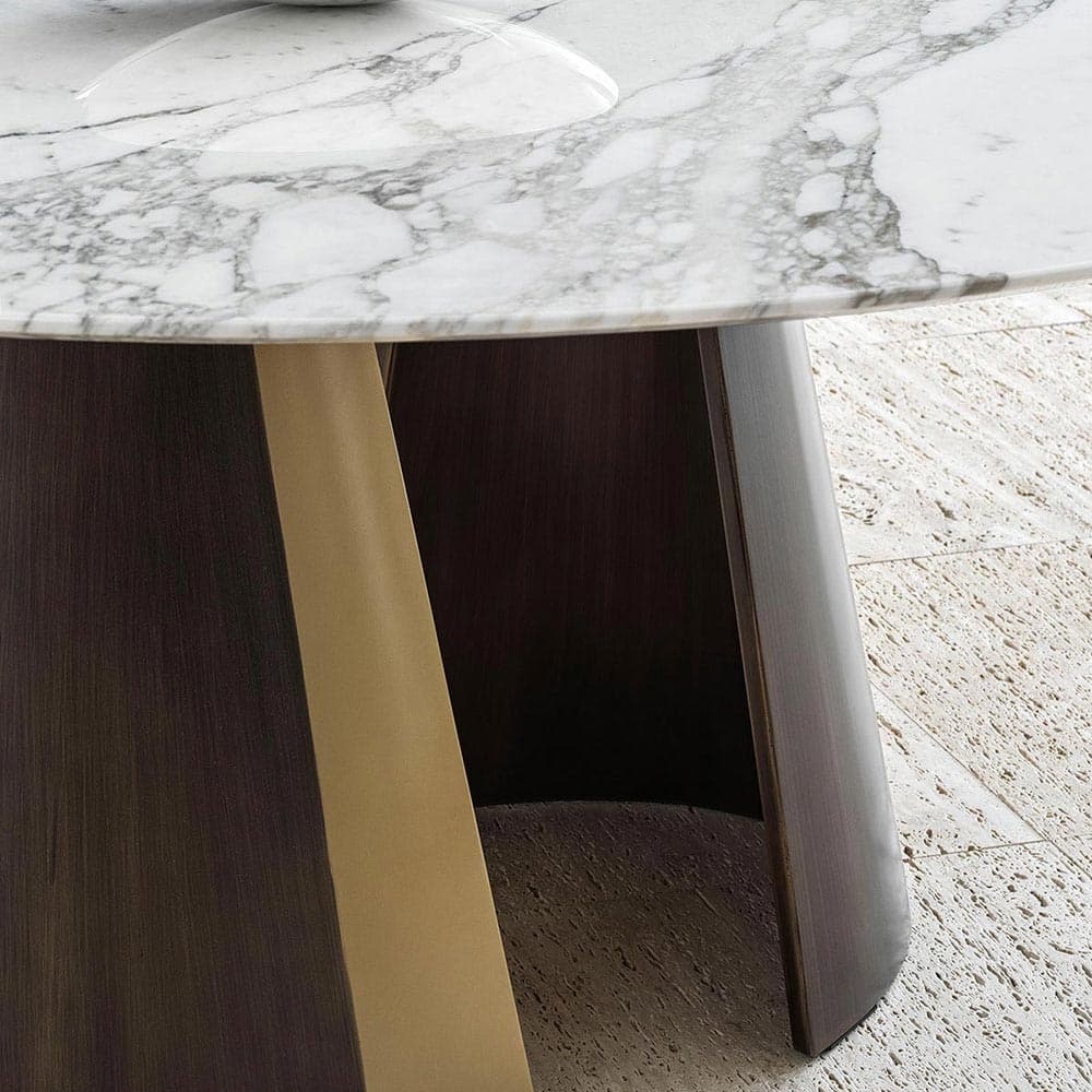 Absolute Dining Table by Rugiano