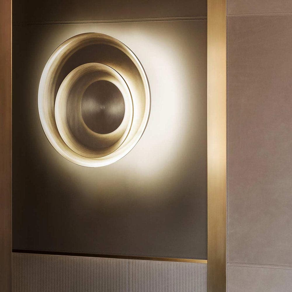 Eclipse Wall Lamp by Rugiano