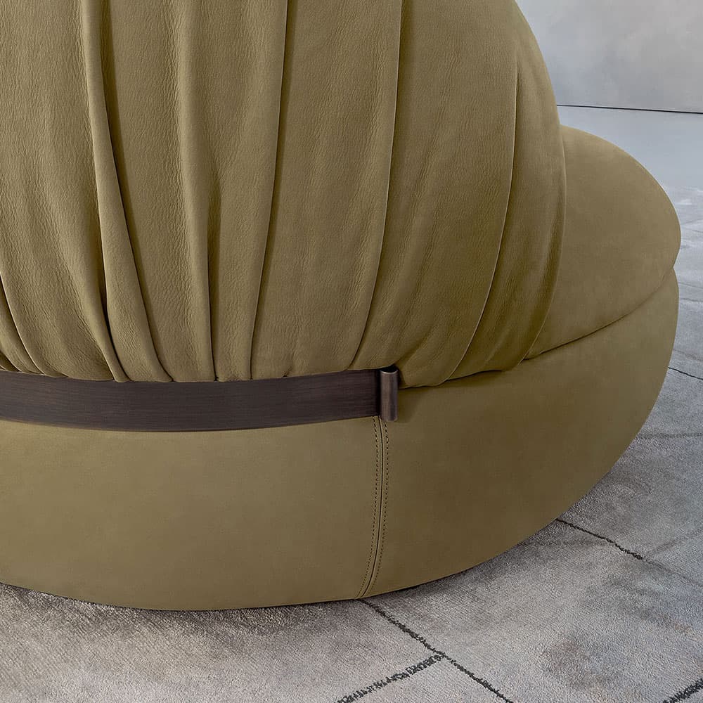 Fandango Armchair by Rugiano