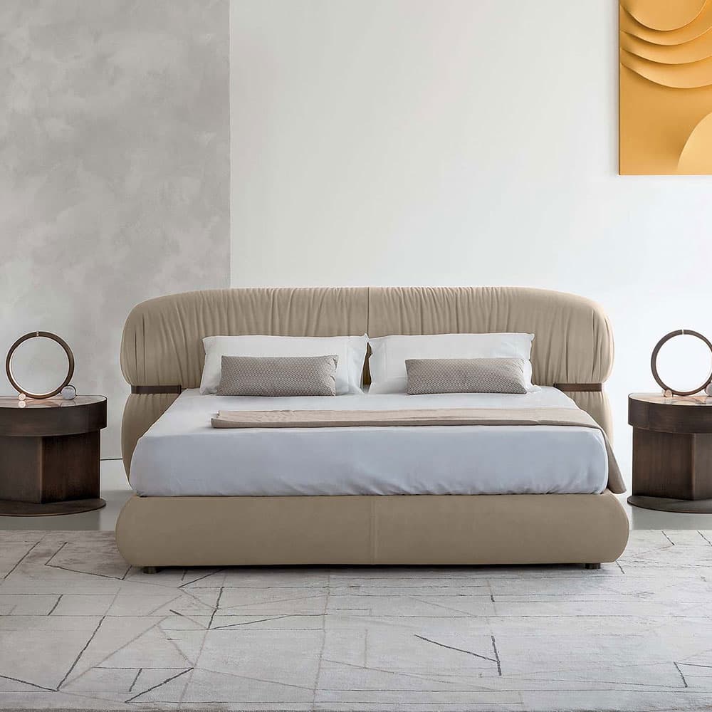 Fandango Double Bed by Rugiano