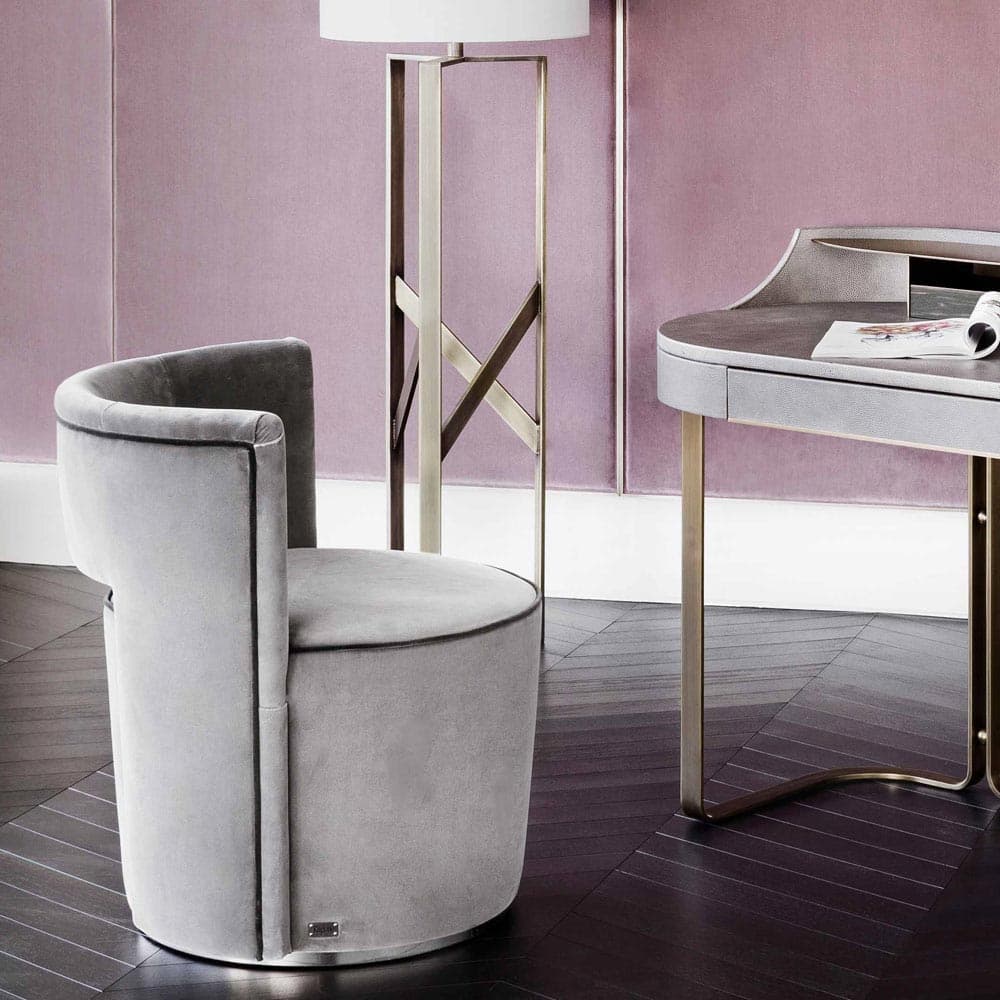 Giotto Armchair by Rugiano