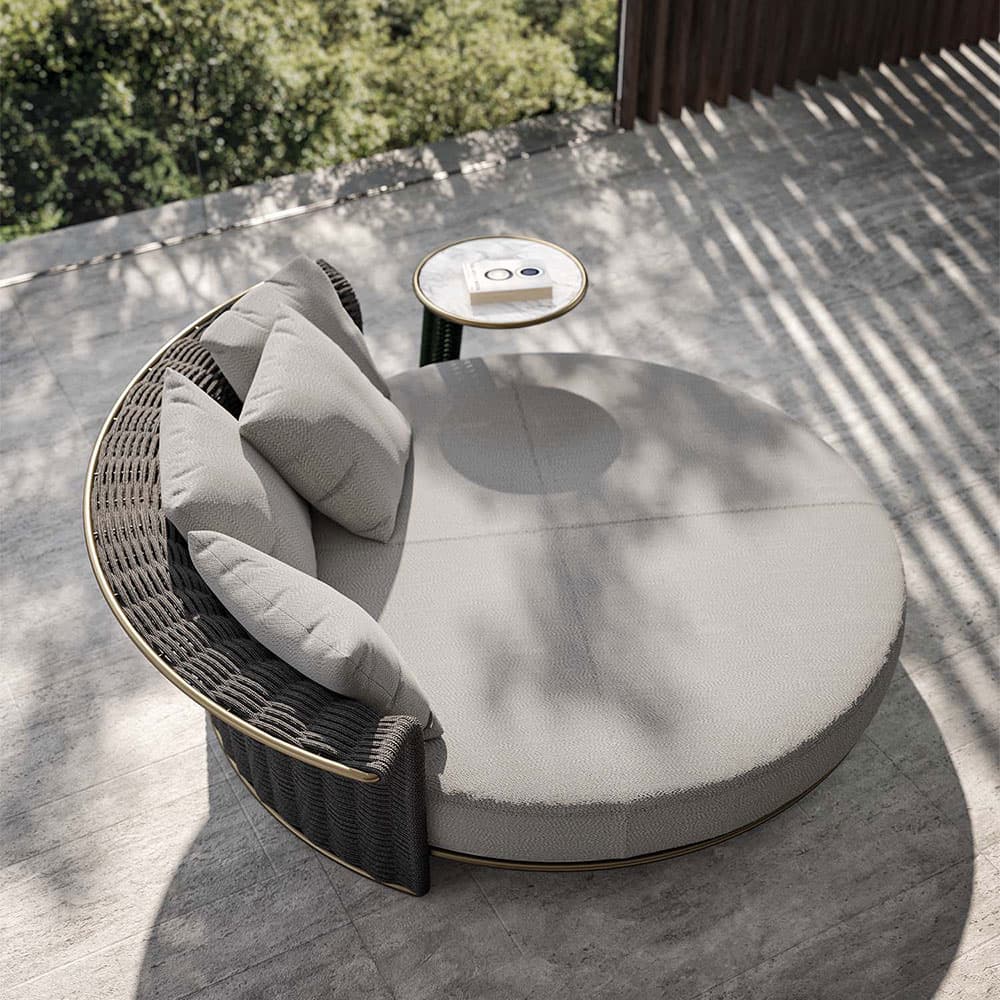 Marina Round Daybed by Rugiano