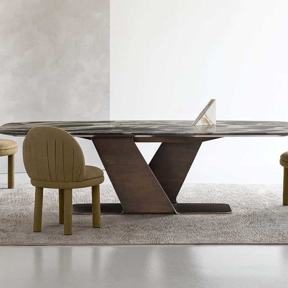 Wally Dining Table by Rugiano