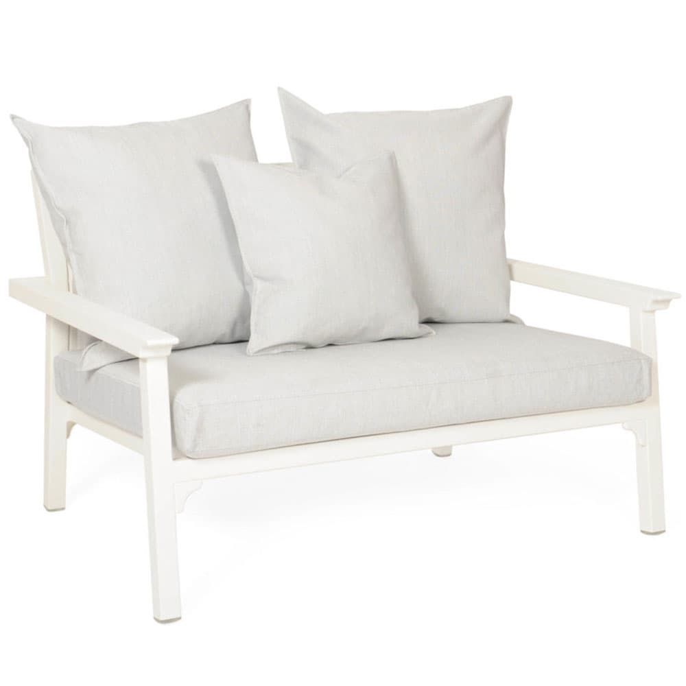 Classique Love Outdoor Sofa by Skyline Design