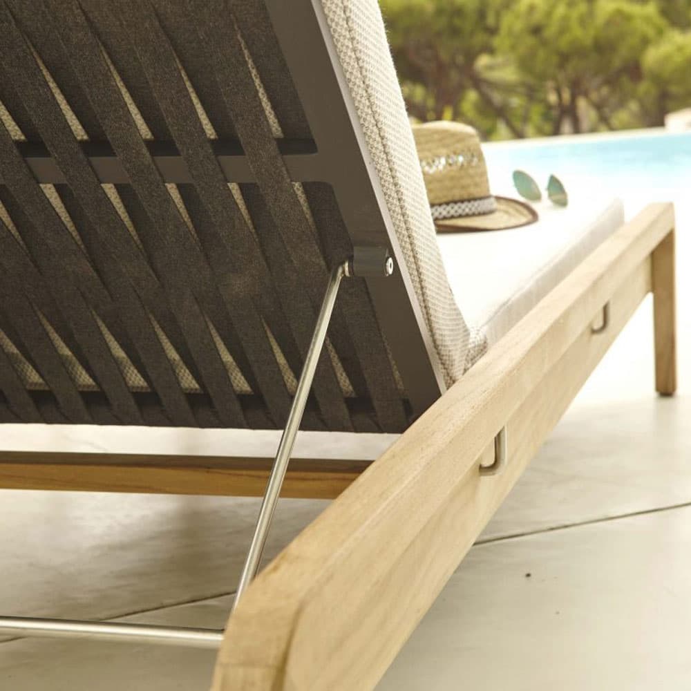 Flexx Lounger by Skyline Design