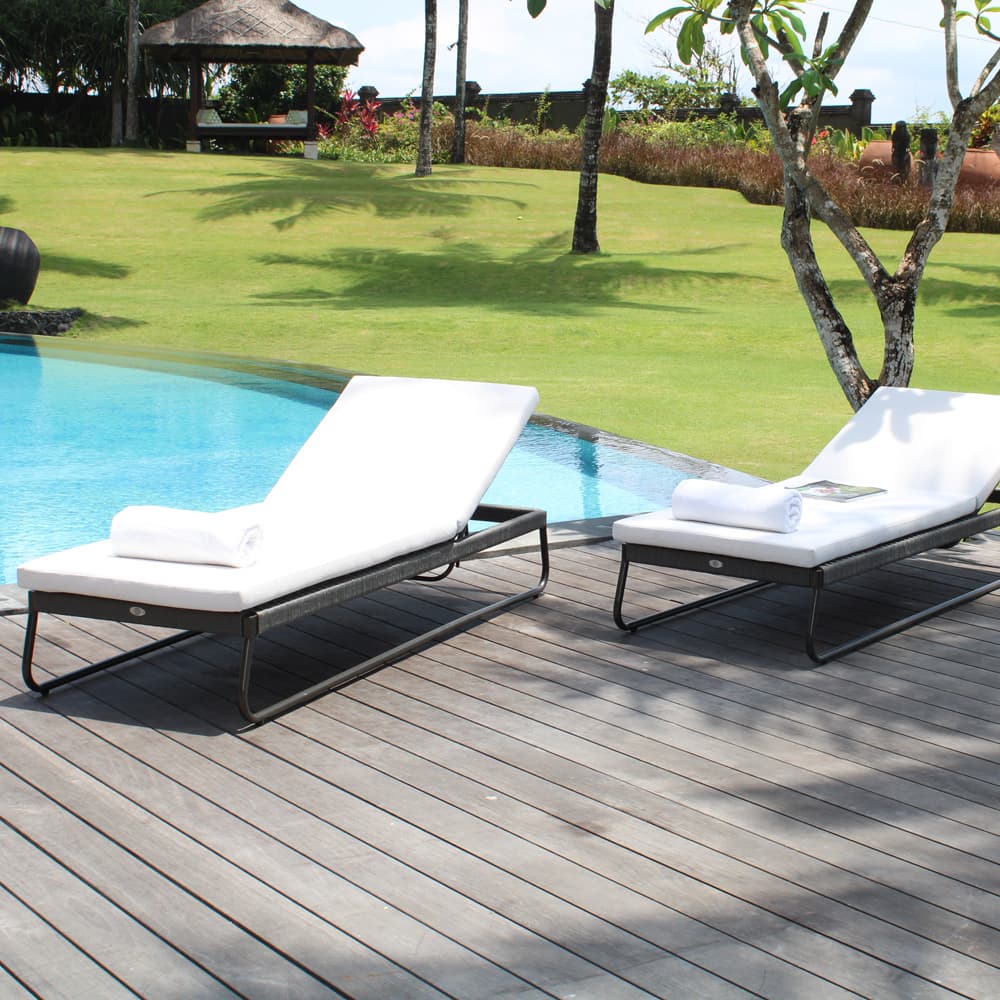 Kona Lounger by Skyline Design