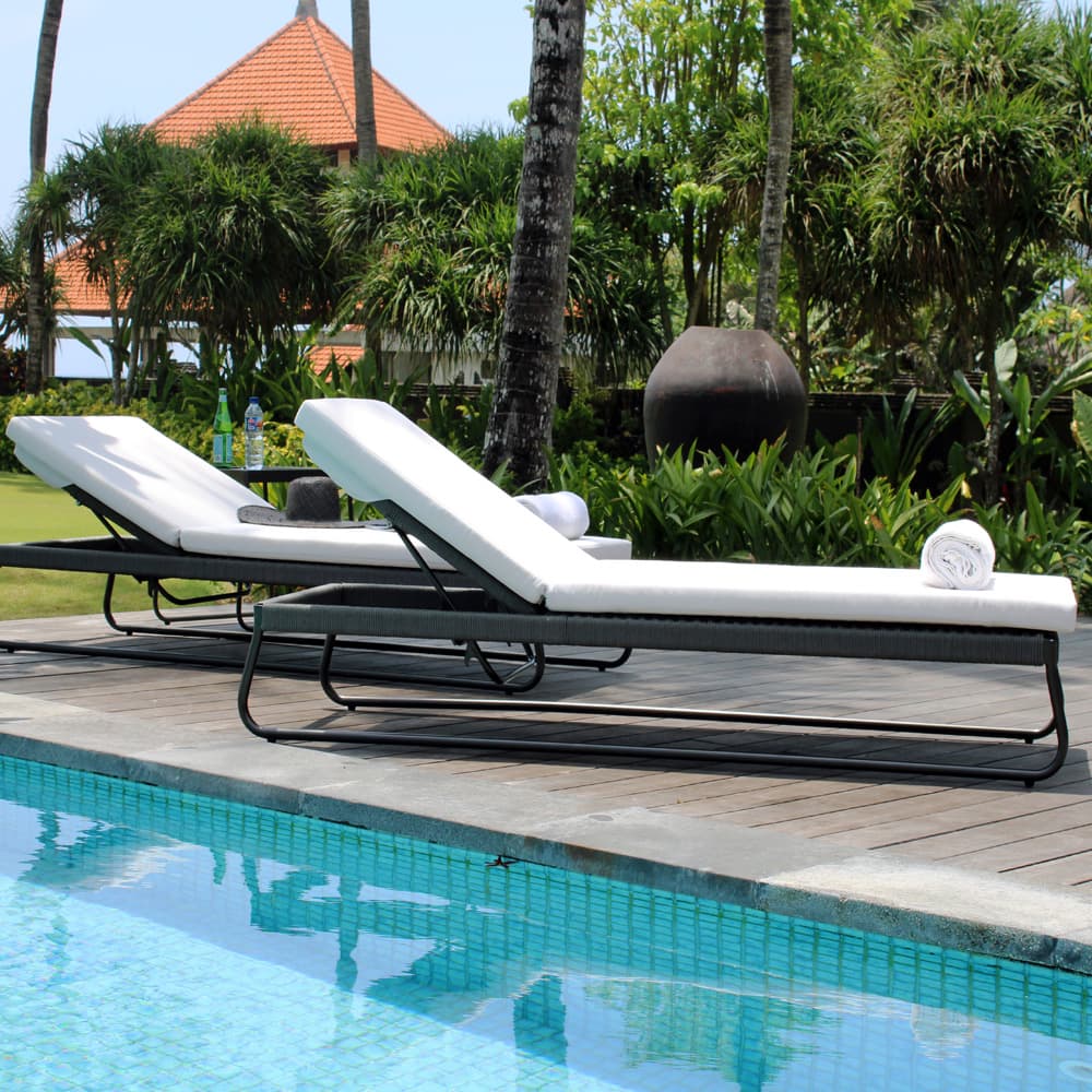 Kona Lounger by Skyline Design