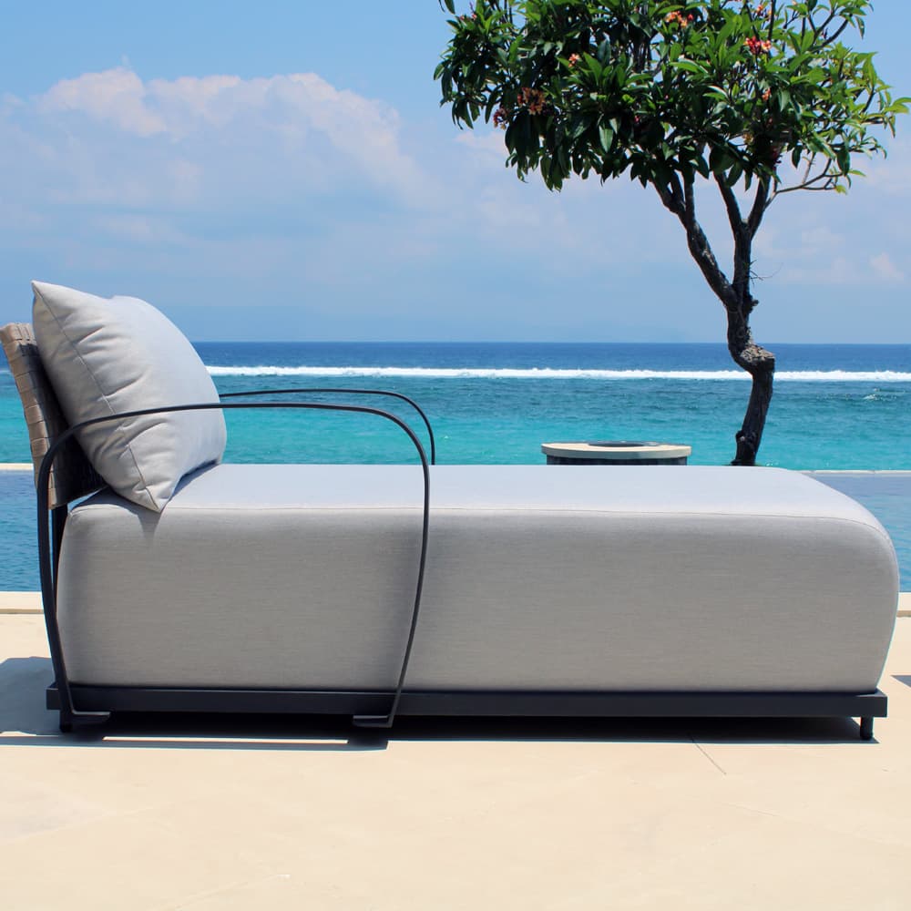 Windsor Chaise Longue by Skyline Design