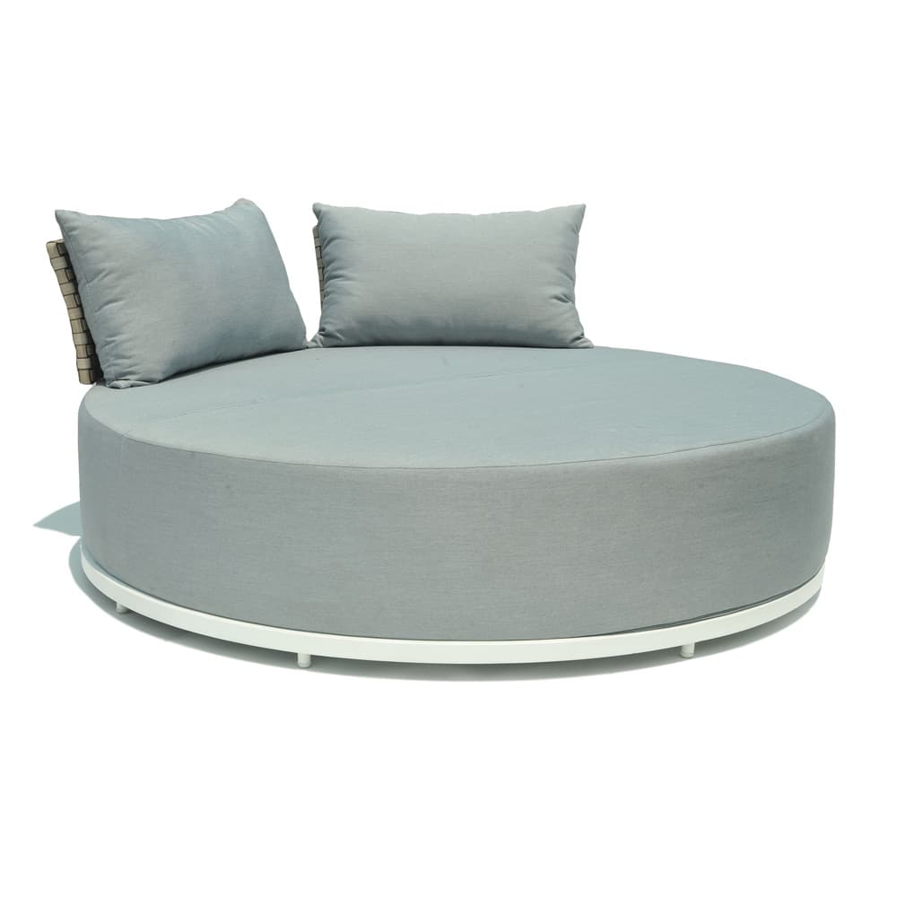 Windsor Daybed by Skyline Design