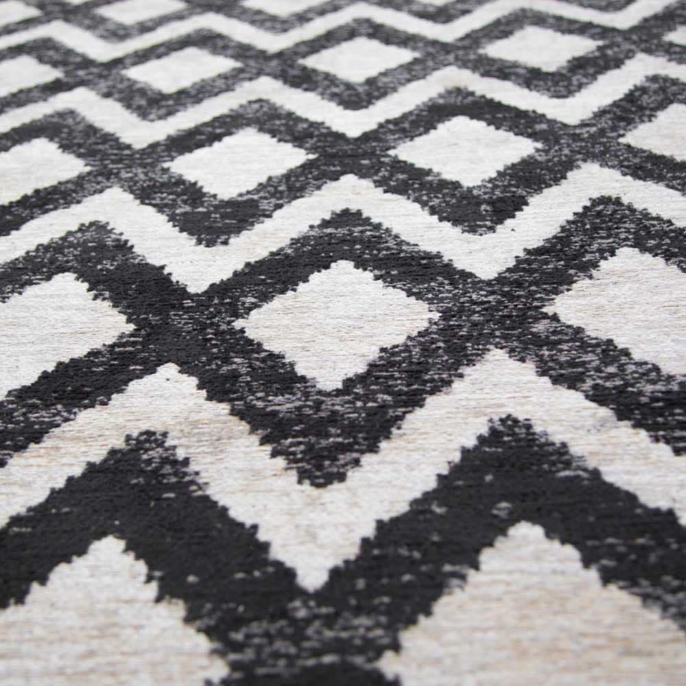 Giotto Rug by Tonin Casa