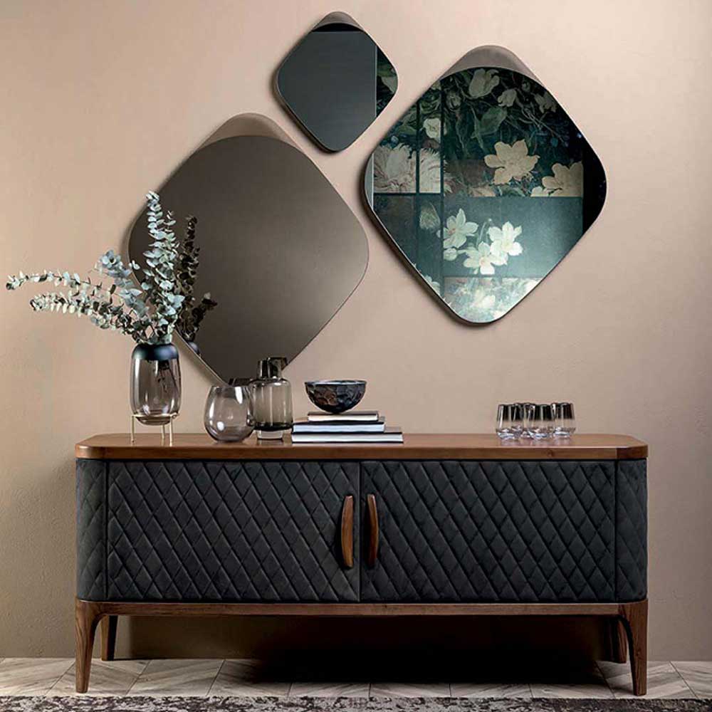 Python Mirror by Tonin Casa