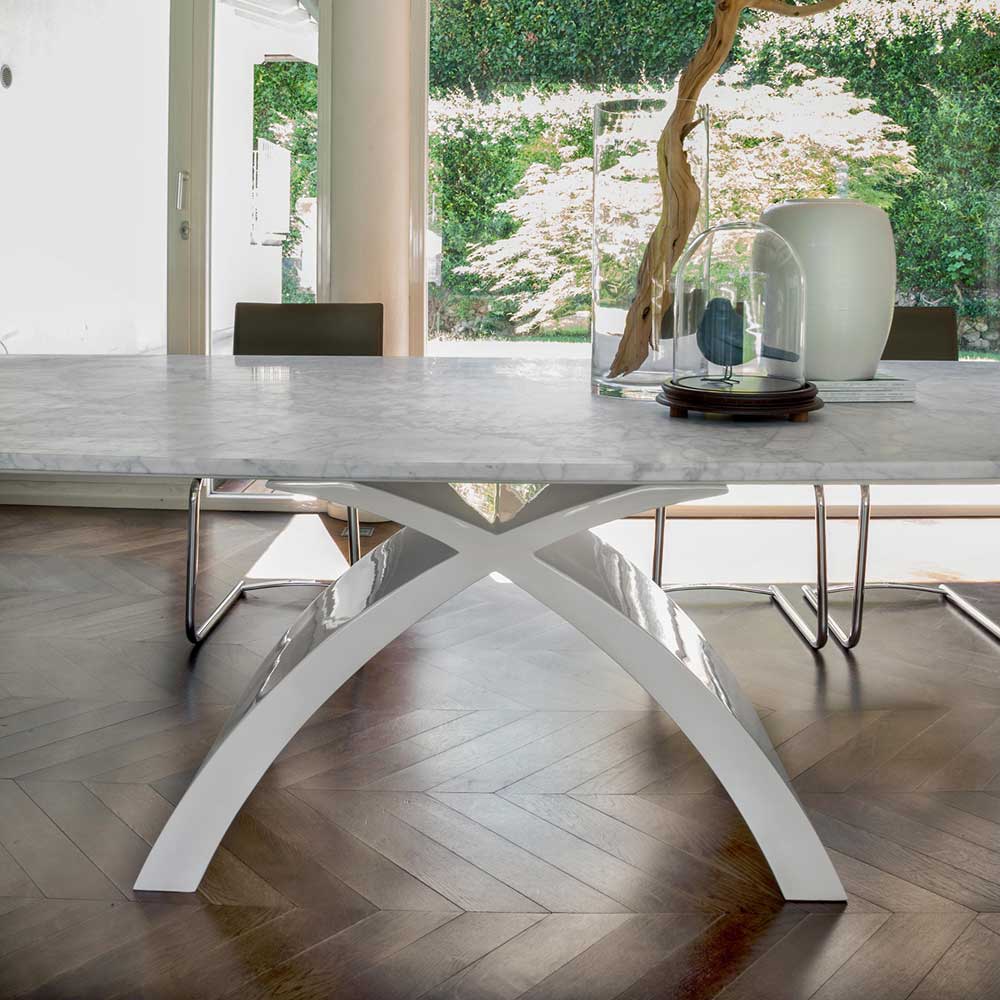 Tokyo Dining Table by Tonin Casa