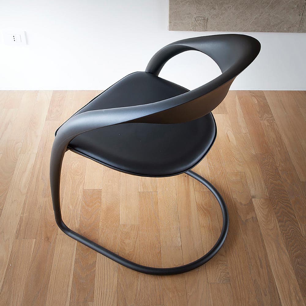 Clou Armchair by Tonon