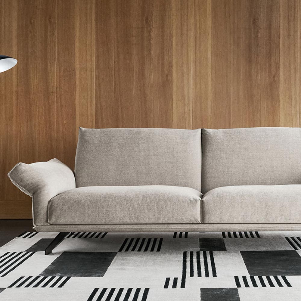 Wing Sofa by Twils