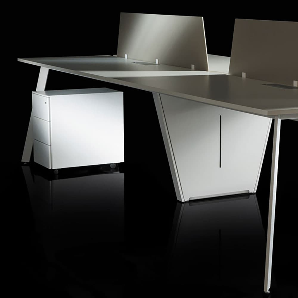 Ray Operative Desk by Uffix