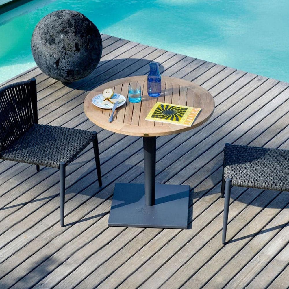 Luce Round Outdoor Table by Unopiu