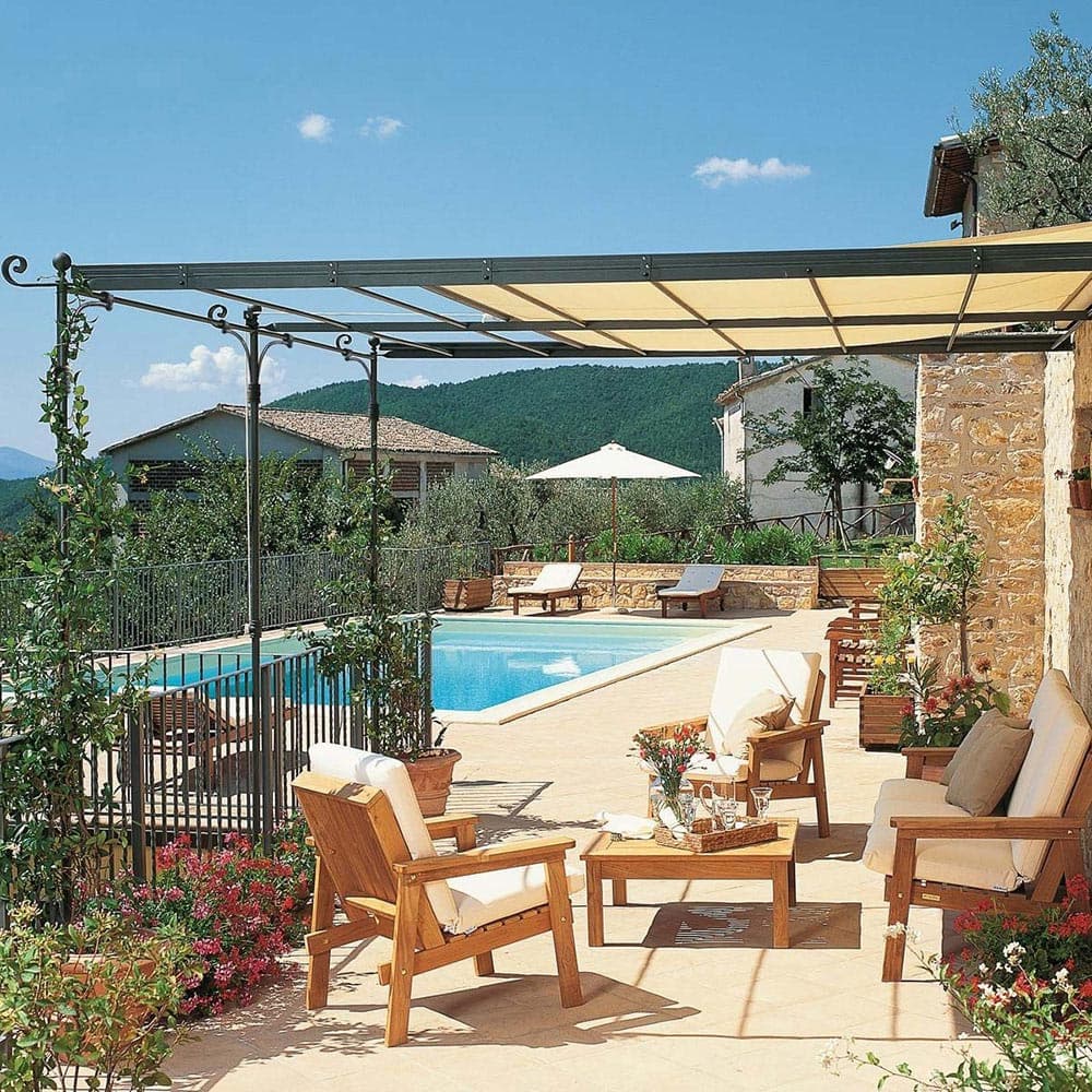 Solaire Flat Pergola by Unopiu