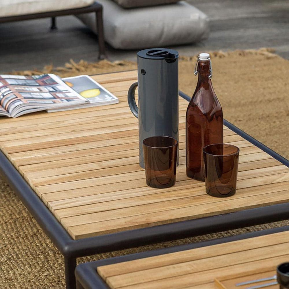 Treble Outdoor Coffee Table by Unopiu