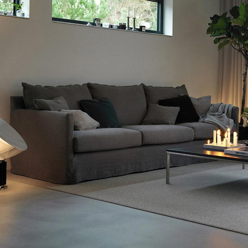 Sally Sofa by Urbano