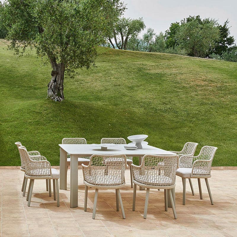 Plinto Outdoor Table by Varaschin