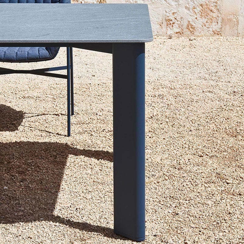 Plinto Outdoor Table by Varaschin