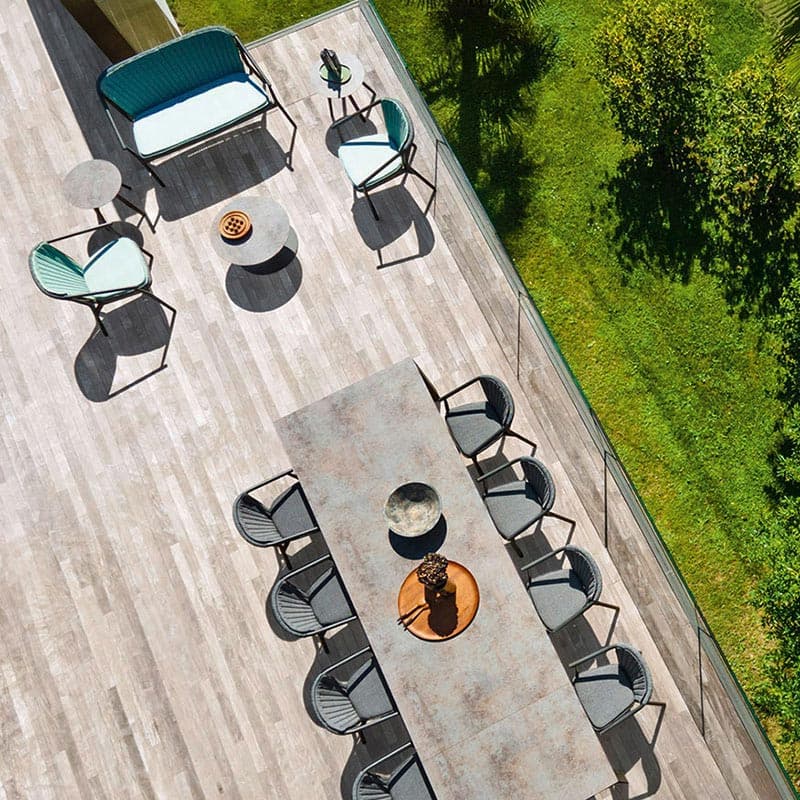 Smart Outdoor Lounge by Varaschin