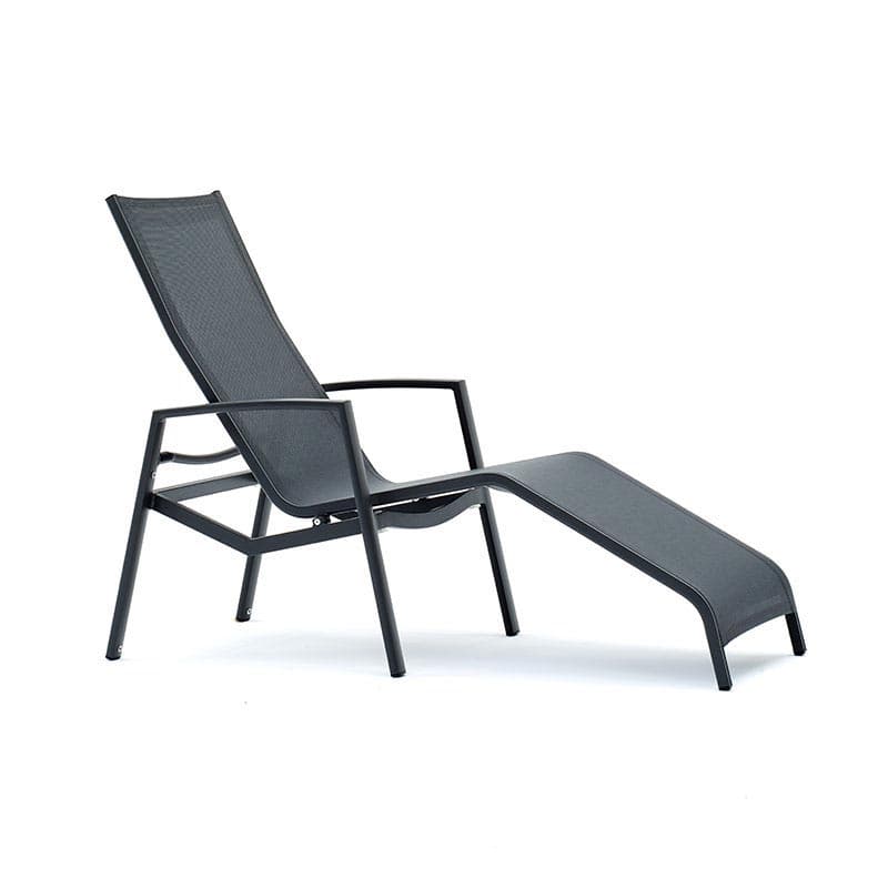 Victor Relax Sun Lounger by Varaschin