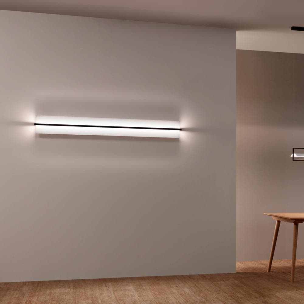 Kontur Wall Lamp by Vibia