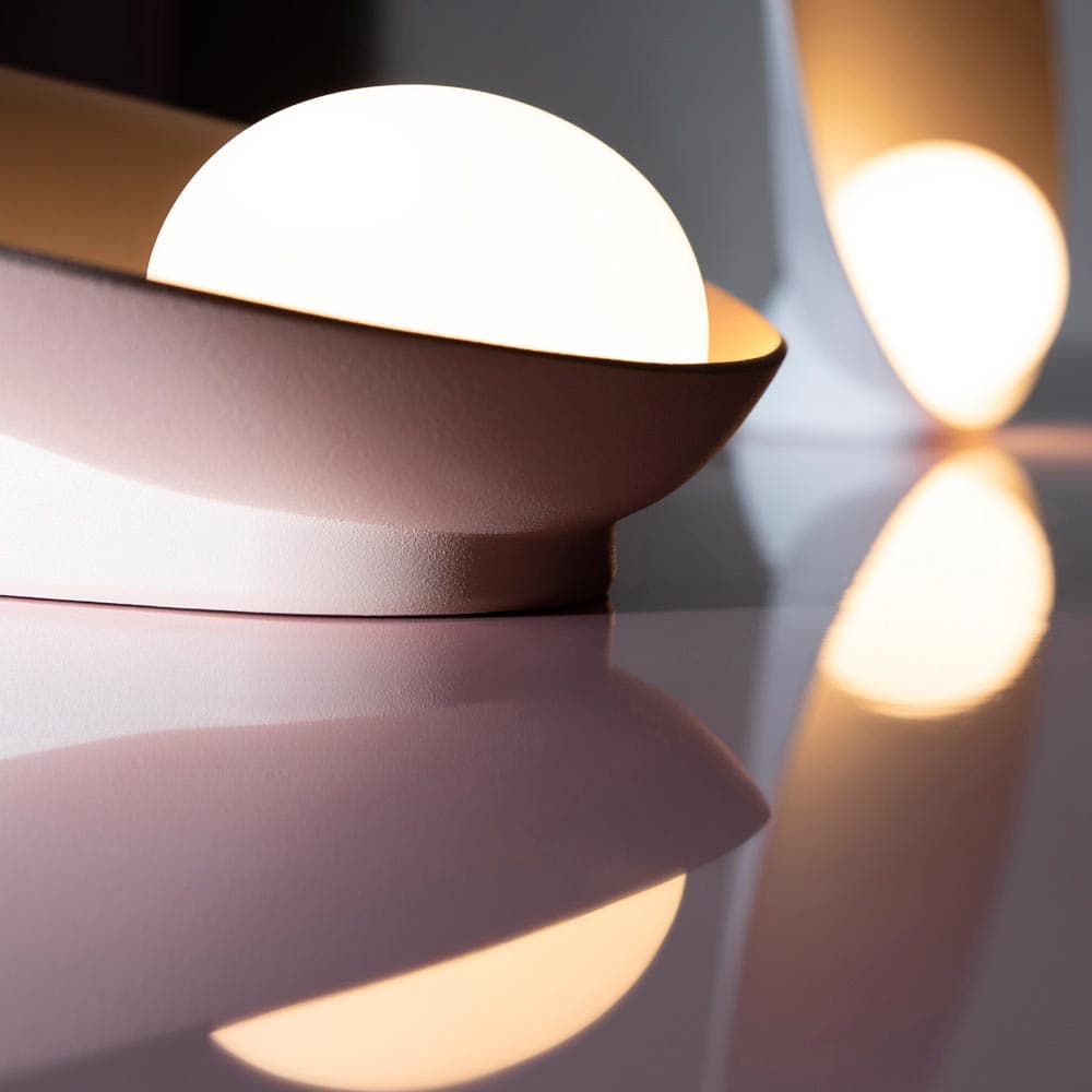 Musa Table Lamp by Vibia