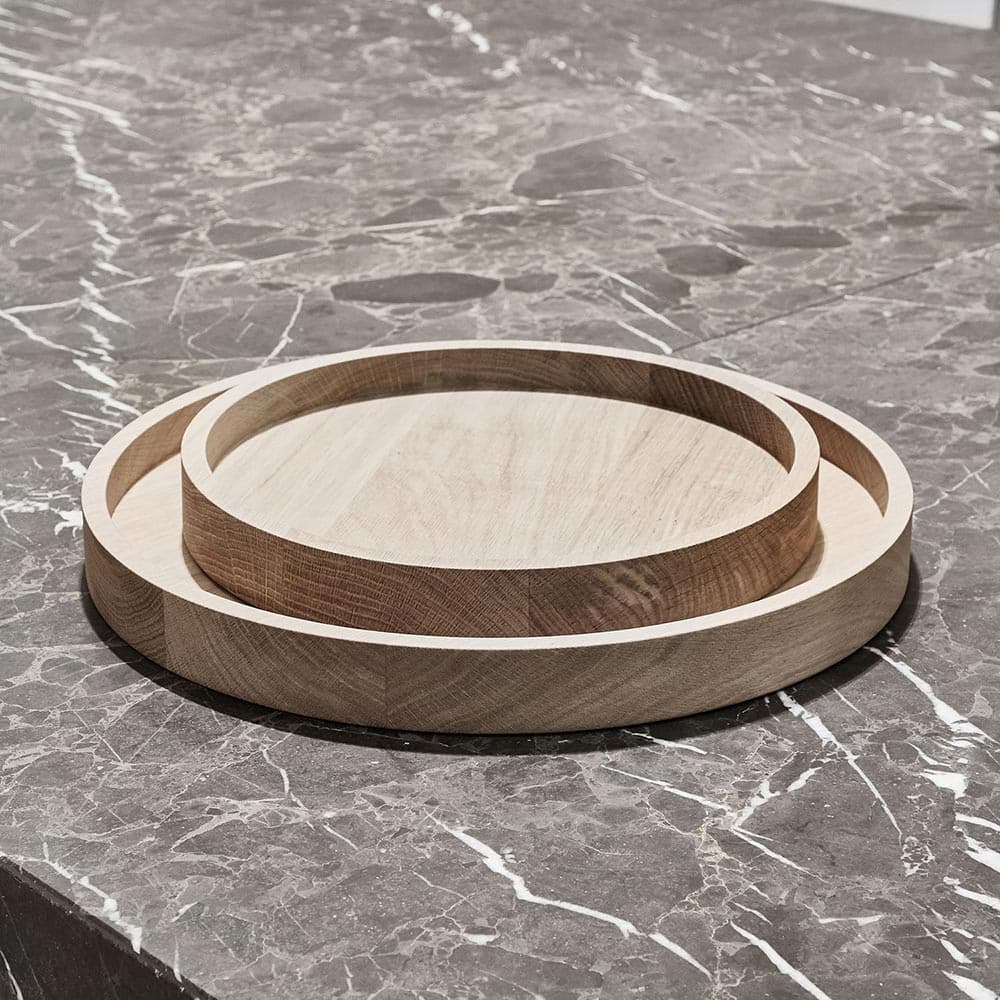 Round Solid Oak Tray by XVL