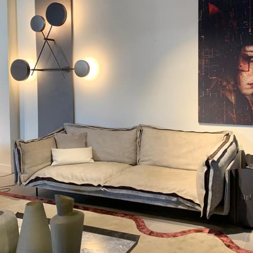Auto-Reverse Sofa by FCI London