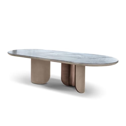 Wing Dining Table By FCI London