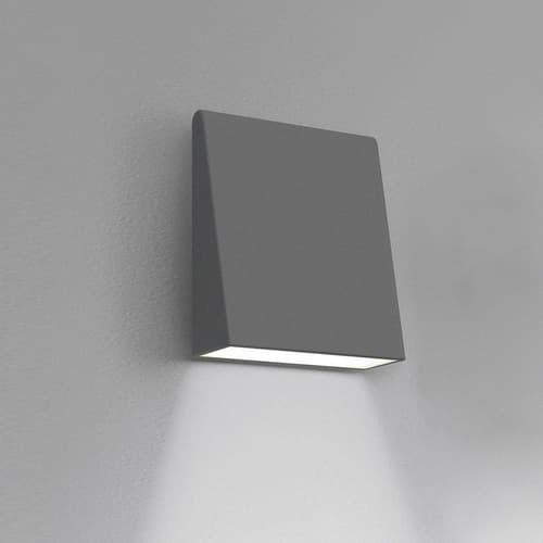 Cuneo Wall Lamp by Artemide