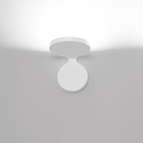 Rea Wall Lamp by Artemide