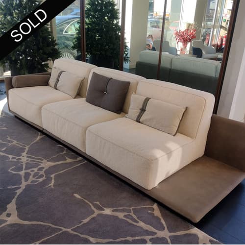 Gamma Border Sofa by FCI Clearance by FCI London